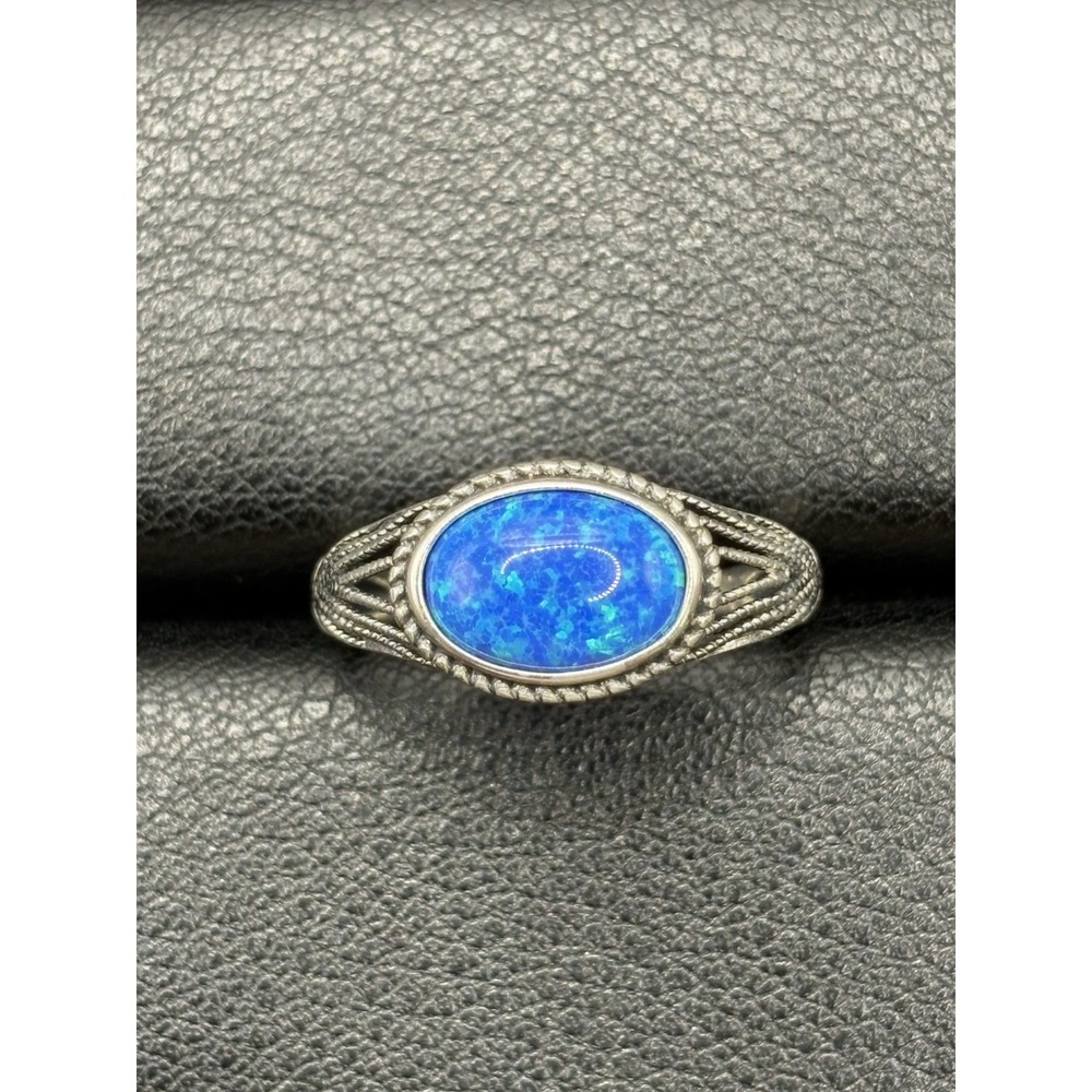 New Condition Sterling Silver Lab Blue Opal Ring Size 7 F9